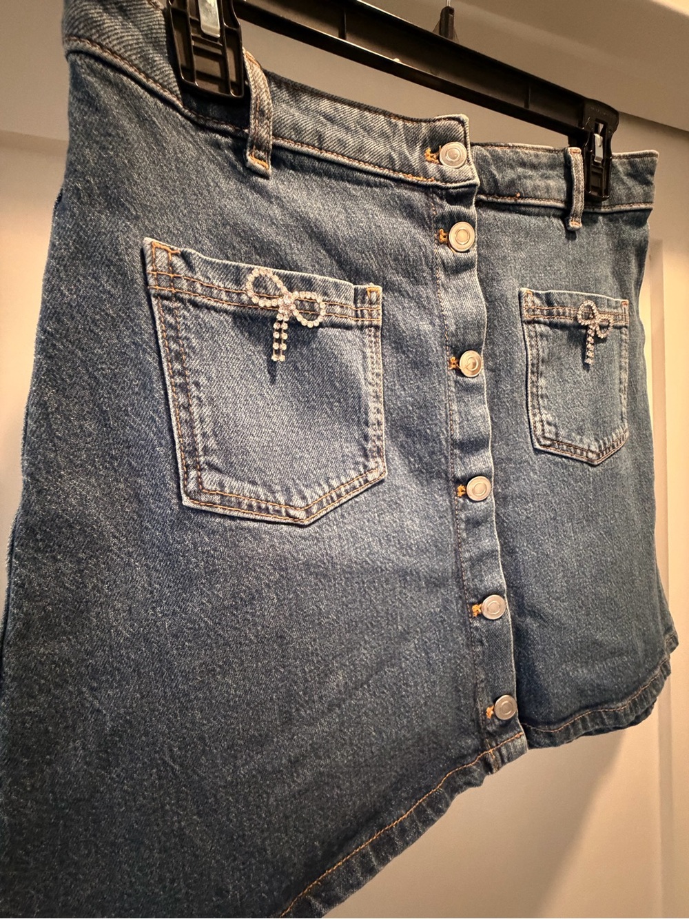 Maeve by Anthropologie Buttondown Denim Mini Skirt w. Rhinestone Bows - NEW -W10